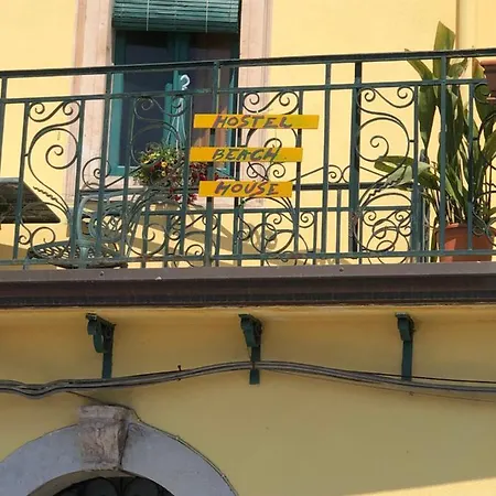 House Vandrarhem Giardini Naxos