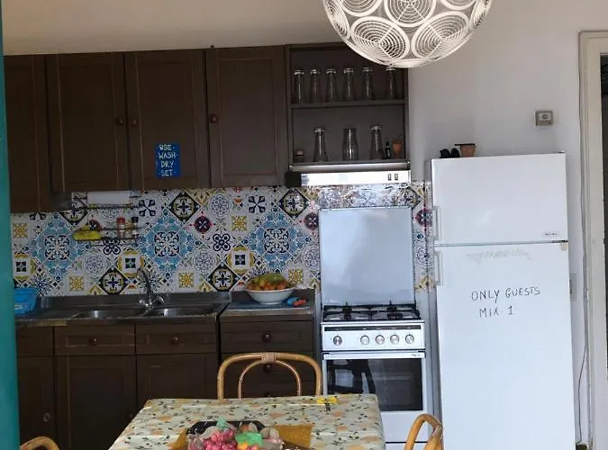 House Vandrarhem *